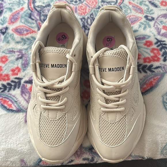 Steve Madden shoes - Picture 1 of 4